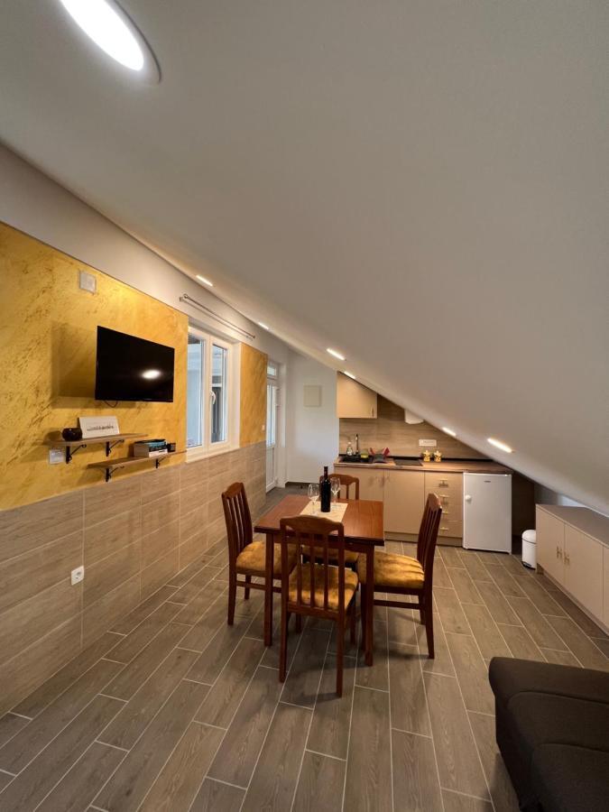 Apartment Ciro แฮร์เซ็ก-โนวี ภายนอก รูปภาพ